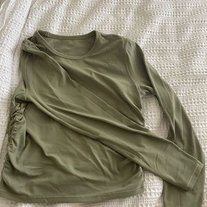SAGE GREEN LULULEMON LONG SLEEVE